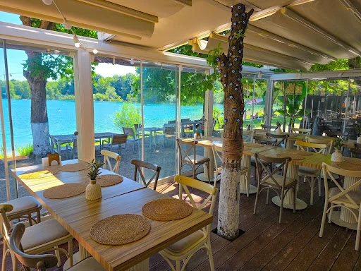 Lupin Beach Restaurant Bar photo 10