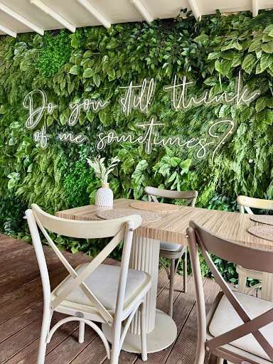 Lupin Beach Restaurant Bar photo 4